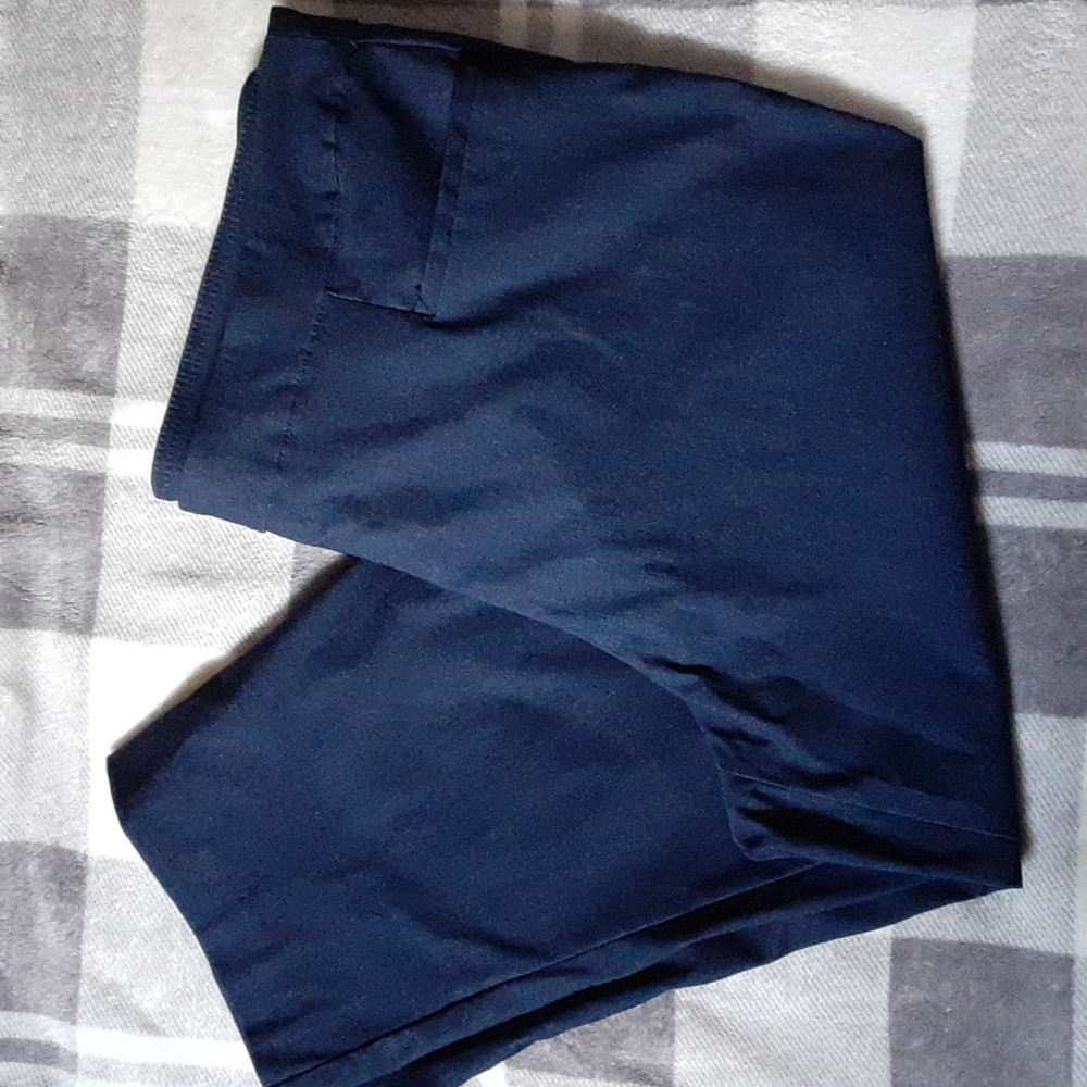 Time and Tru stretch crop pants